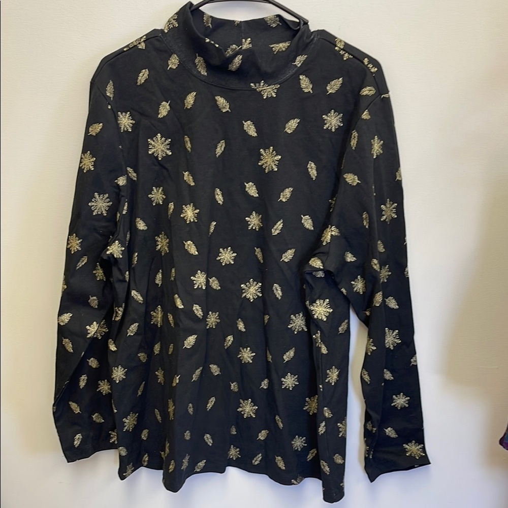 Karen Scott Black and Gold Leaf and Snowflake Top